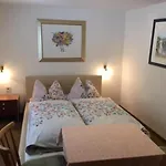 Bed & Breakfast Am Waldesrand