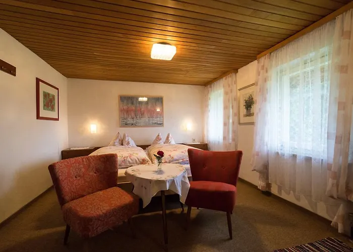 Am Waldesrand Couette-café Regen