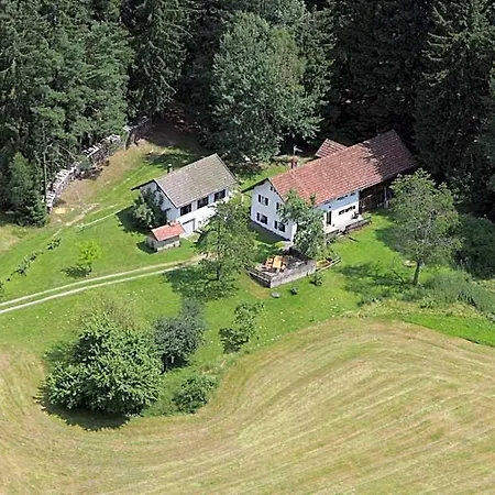 Bed & Breakfast Am Waldesrand Regen